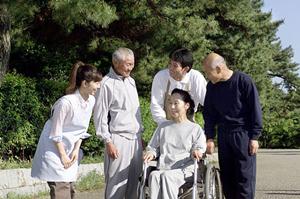 医療用かつらで闘病中もおしゃれ